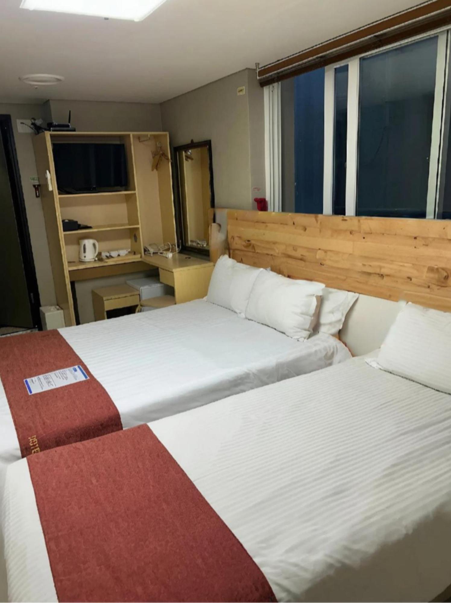 Hotel Myeongdong Seúl Exterior foto